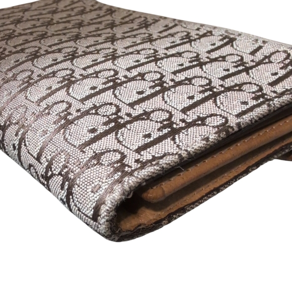 Dior Tan and Brown Women's Wallet Canvas Leather Needs Snap Replacement Preloved - Picture 4 of 15